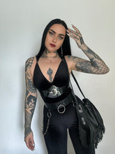 To The moon underbust